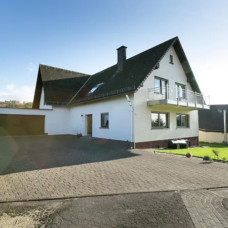 Quaint In Near The Forest Apartment *