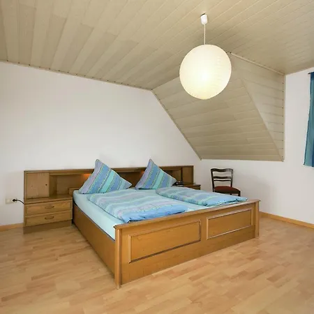 Quaint In Near The Forest Apartment *